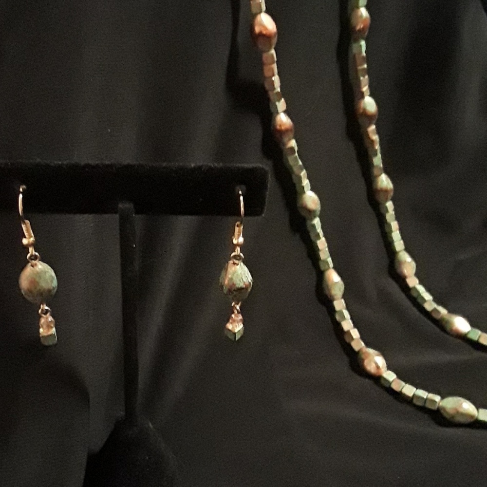 Premier Designs Santa Rosa Set